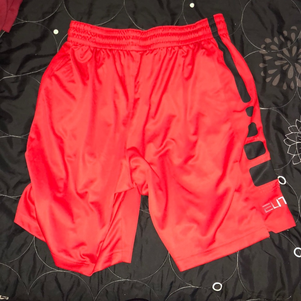 Bundle of 2 Nike shorts